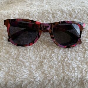 ‎Foster Grant Women's Pink Cateye Sunglasses
